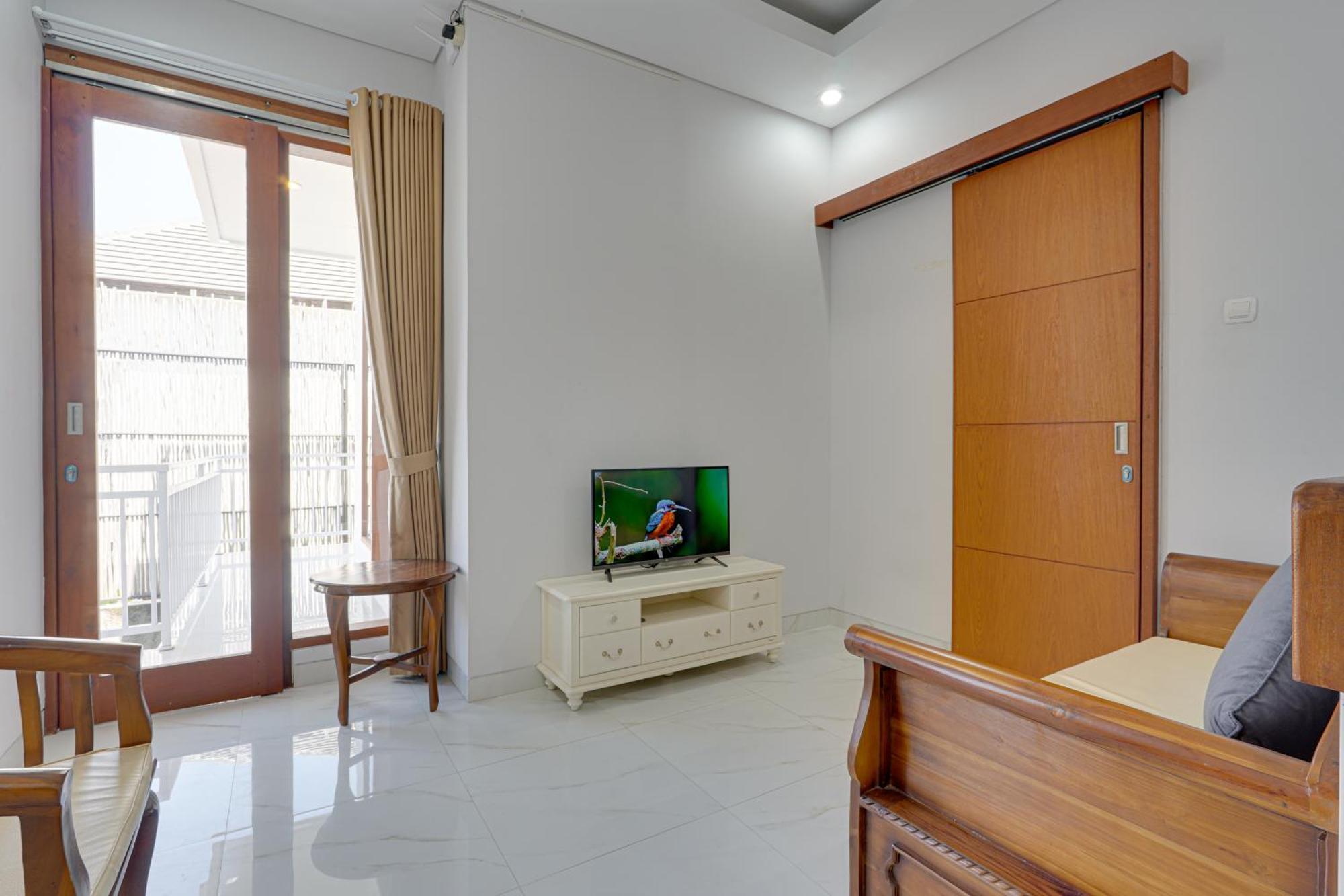 Sedana Near Villa *